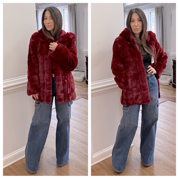 Fabulous Hooded Faux Fur Jacket with Side Pockets - Picture 4 of 4